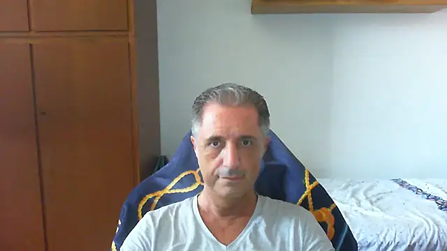Snapshot of lliuk70mi chatting on June 23, 12:36 pm lliuk70mi online show from June 23, 12:36 pm
