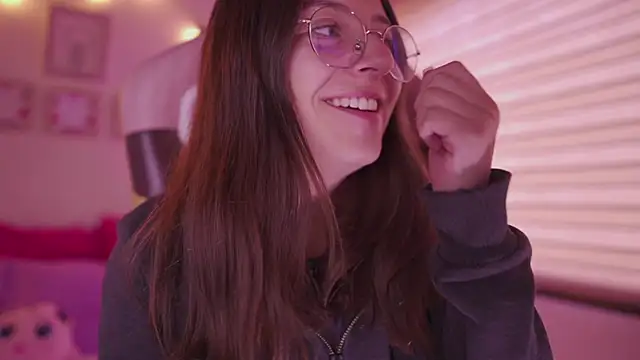 milly kenner online show from February 4, 7:31 pm