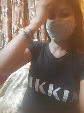 Snapshot of JENIFER_PUNE chatting on July 21, 8:33 pm JENIFER PUNE online show from July 21, 8:33 pm