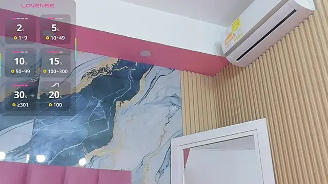 littleebonymommy online show from November 2, 8:00 pm