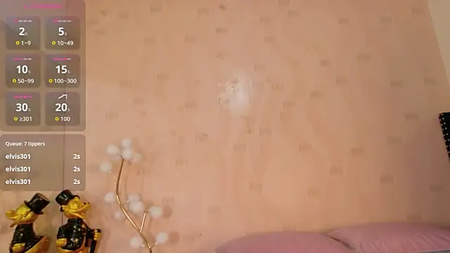 littleebonymommy online show from April 27, 8:07 pm