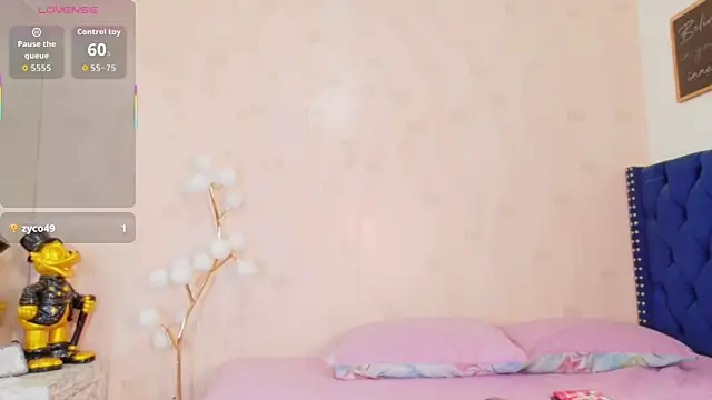 littleebonymommy online show from May 4, 7:10 pm