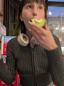 bigbabykiki online show from January 14, 6:13 am