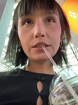 bigbabykiki online show from February 16, 1:27 pm