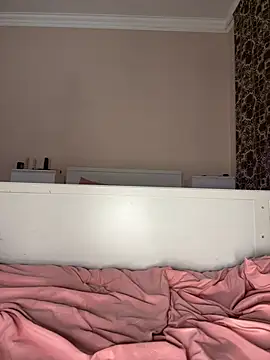 bigbabykiki online show from February 23, 4:24 pm