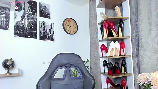 SophieBaker   online show from March 9, 12:47 am