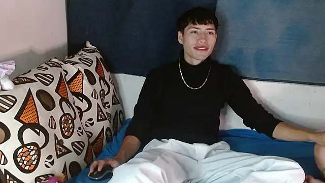 Snapshot of nolanjay_ chatting on February 10, 5:14 am nolanjay online show from February 10, 5:14 am