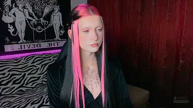 Snapshot of Vailyreb_ chatting on February 12, 2:32 pm Vailyreb online show from February 12, 2:32 pm