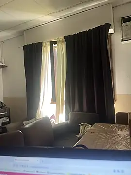 Popinasq online show from February 17, 3:19 pm