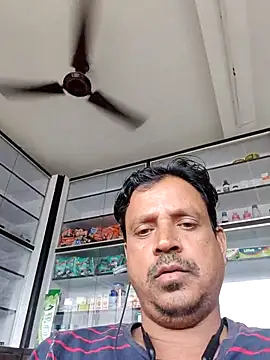 Snapshot of Raj1043 chatting on November 1, 5:09 am Raj1043 online show from November 1, 5:09 am