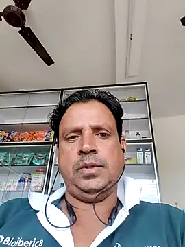 Snapshot of Raj1043 chatting on November 4, 6:12 am Raj1043 online show from November 4, 6:12 am