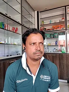 Snapshot of Raj1043 chatting on November 10, 5:50 am Raj1043 online show from November 10, 5:50 am