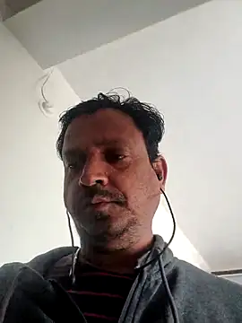 Snapshot of Raj1043 chatting on November 14, 5:17 am Raj1043 online show from November 14, 5:17 am