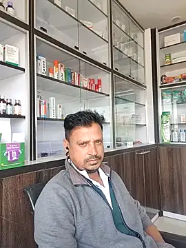 Snapshot of Raj1043 chatting on November 21, 5:17 am Raj1043 online show from November 21, 5:17 am