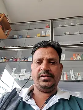 Snapshot of Raj1043 chatting on November 22, 6:01 am Raj1043 online show from November 22, 6:01 am