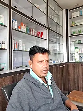 Snapshot of Raj1043 chatting on November 24, 5:18 am Raj1043 online show from November 24, 5:18 am