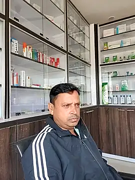 Snapshot of Raj1043 chatting on November 27, 4:58 am Raj1043 online show from November 27, 4:58 am