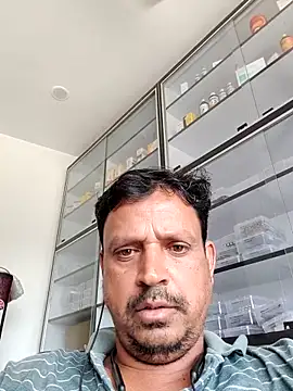 Raj1043 online show from June 5, 6:42 am