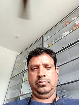 Snapshot of Raj1043 chatting on June 21, 5:21 am Raj1043 online show from June 21, 5:21 am