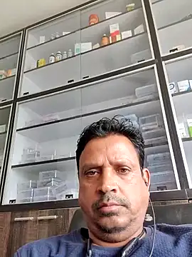 Snapshot of Raj1043 chatting on June 22, 5:48 am Raj1043 online show from June 22, 5:48 am