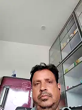 Snapshot of Raj1043 chatting on June 26, 6:29 am Raj1043 online show from June 26, 6:29 am