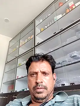 Snapshot of Raj1043 chatting on July 1, 6:59 am Raj1043 online show from July 1, 6:59 am