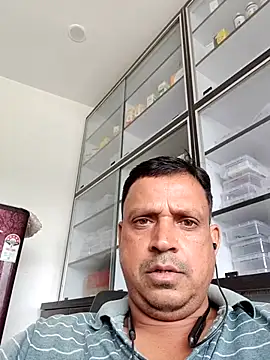 Snapshot of Raj1043 chatting on July 7, 6:47 am Raj1043 online show from July 7, 6:47 am