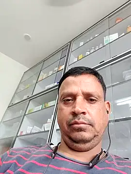 Snapshot of Raj1043 chatting on July 10, 6:07 am Raj1043 online show from July 10, 6:07 am