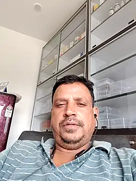 Snapshot of Raj1043 chatting on July 15, 6:51 am Raj1043 online show from July 15, 6:51 am