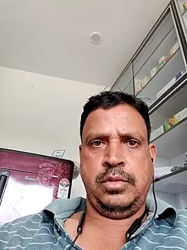 Snapshot of Raj1043 chatting on July 19, 7:45 am Raj1043 online show from July 19, 7:45 am