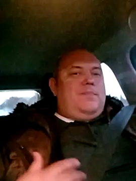 Snapshot of BigromeoXX chatting on November 3, 4:19 pm BigromeoXX online show from November 3, 4:19 pm