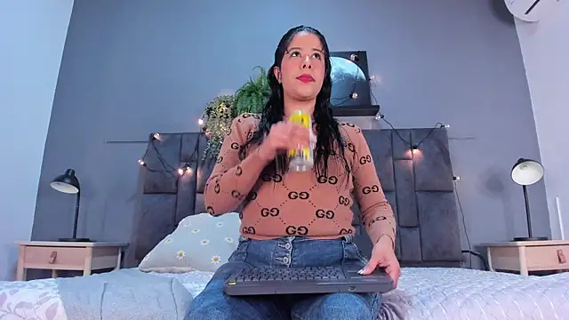 DulceAurora   online show from October 9, 2:53 am