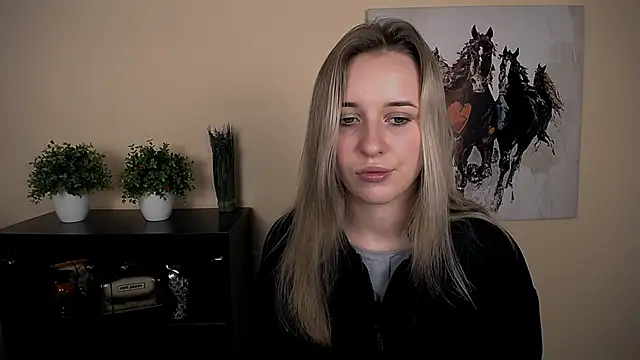  Nicole new online show from February 10, 11:25 am