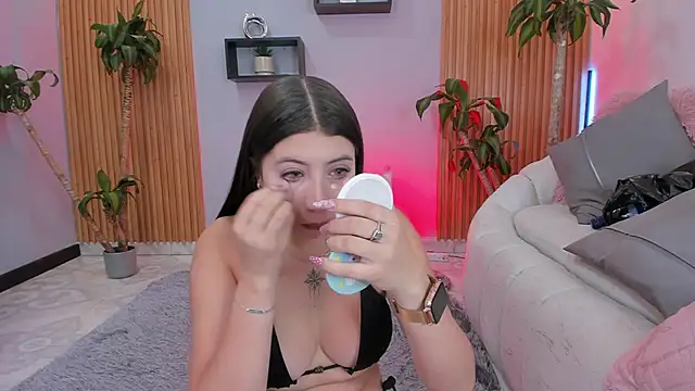 Aixaa charles online show from November 21, 12:04 pm