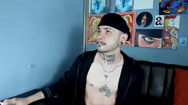 MurdockH online show from March 16, 4:18 am