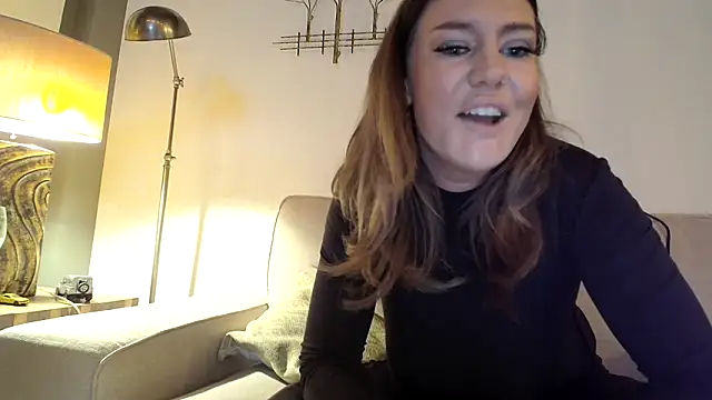 Snapshot of Nina24 chatting on March 15, 8:54 pm Nina24 online show from March 15, 8:54 pm