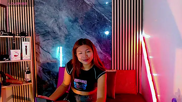 Isalombardi online show from November 7, 2:44 am