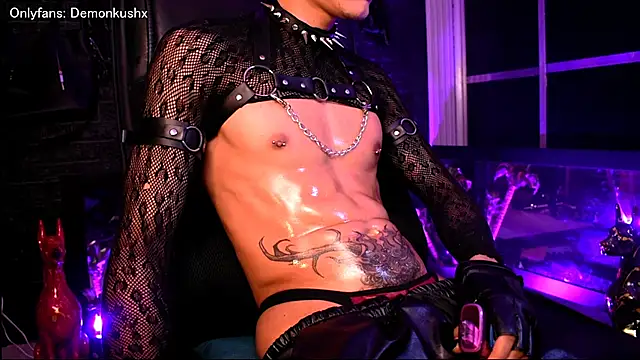 DemonKush-- online show from November 20, 11:15 pm