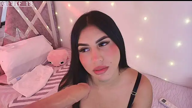 Snapshot of sweety_mariann1 chatting on March 13, 10:05 pm sweety mariann1 online show from March 13, 10:05 pm