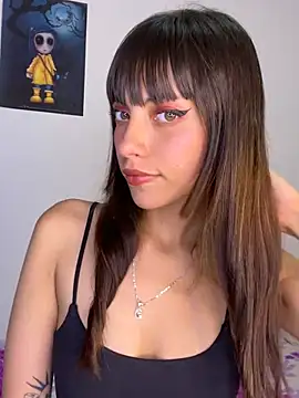 Snapshot of MiaGoth_ chatting on June 13, 12:52 am MiaGoth online show from June 13, 12:52 am
