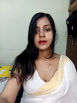 Miss-Riyasingh online show from February 8, 6:00 pm