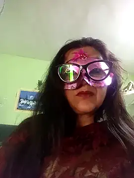 DesiMuffin online show from February 19, 7:48 pm