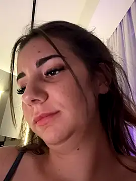 Snapshot of BelleSkye chatting on October 31, 6:53 pm BelleSkye online show from October 31, 6:53 pm