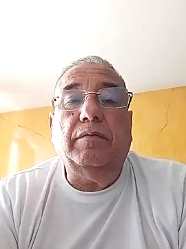 MATTHEW MRANDA online show from May 23, 4:11 pm