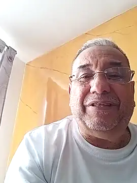 MATTHEW MRANDA online show from May 29, 4:05 pm