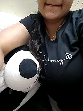 kaamuk shweta online show from March 10, 5:40 pm