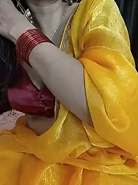 Snapshot of kaamuk_shweta chatting on June 23, 3:15 am kaamuk shweta online show from June 23, 3:15 am