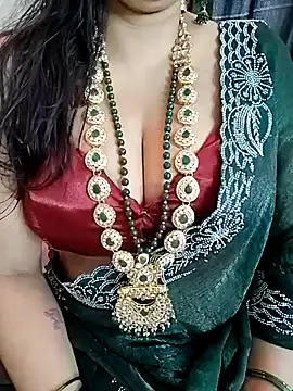Snapshot of kaamuk_shweta chatting on June 28, 7:14 am kaamuk shweta online show from June 28, 7:14 am