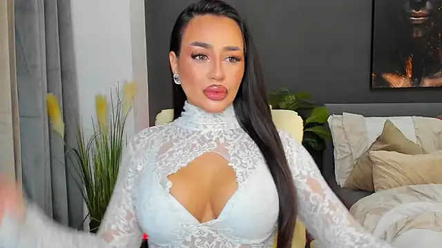 Sonia  Rey online show from November 11, 5:24 pm