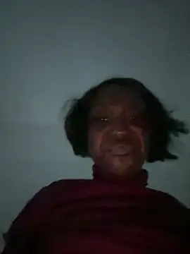 Snapshot of honeybrow chatting on January 14, 7:38 am honeybrow online show from January 14, 7:38 am